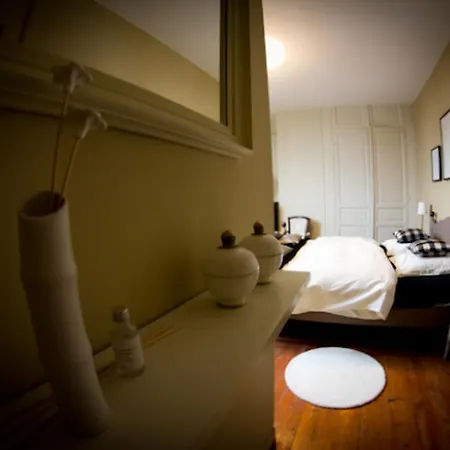 Chambres D'hotes La Halte Bourgeoise Bed and Breakfast